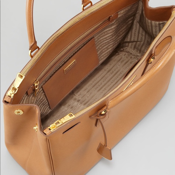 Prada Saffianio Executive Tote (Extra Large Size) - Picture 2 of 7